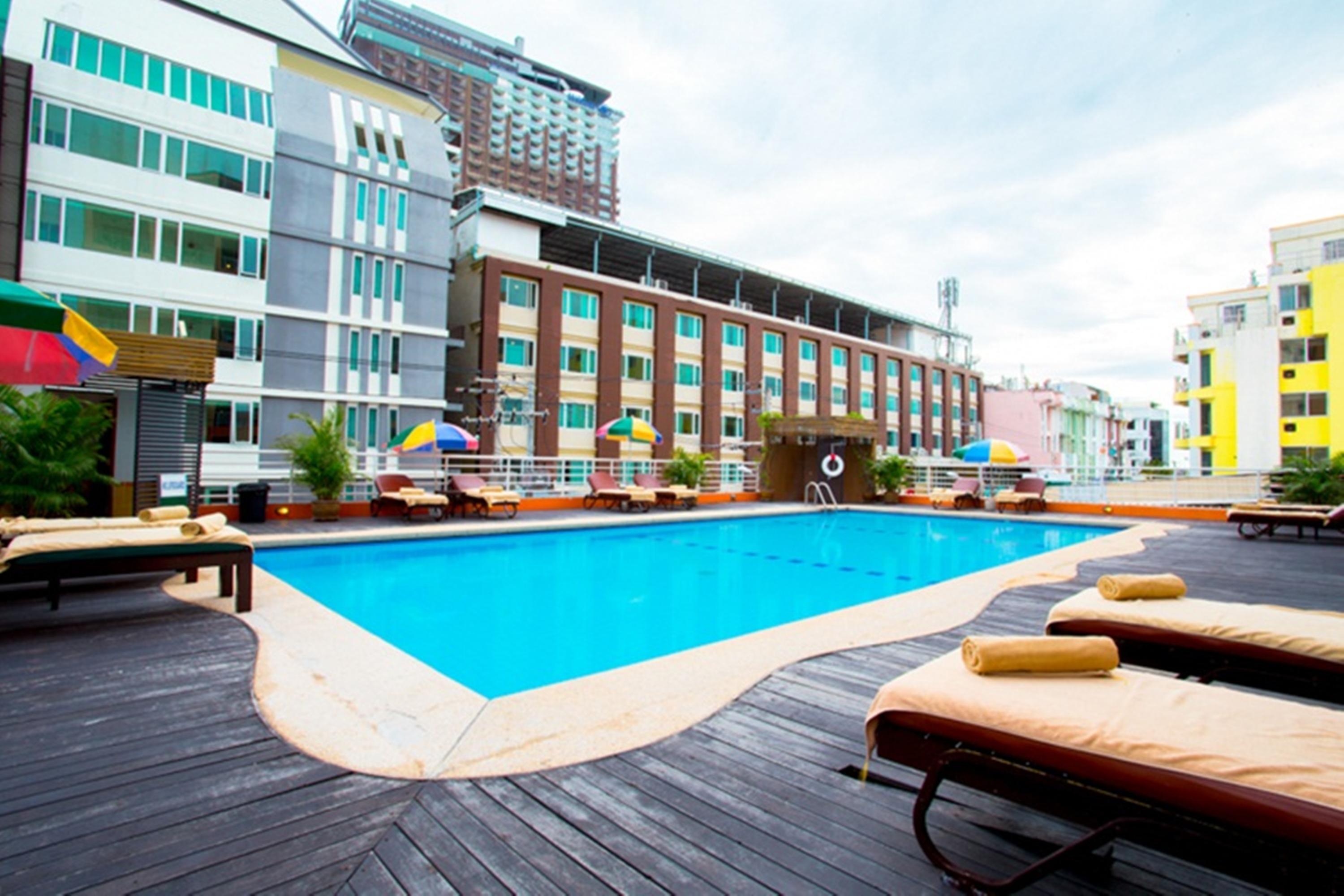 Eastiny Plaza Hotel Pattaya Exterior foto