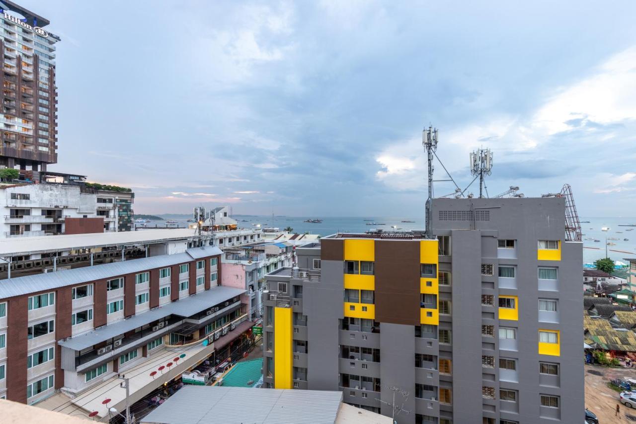 Eastiny Plaza Hotel Pattaya Exterior foto